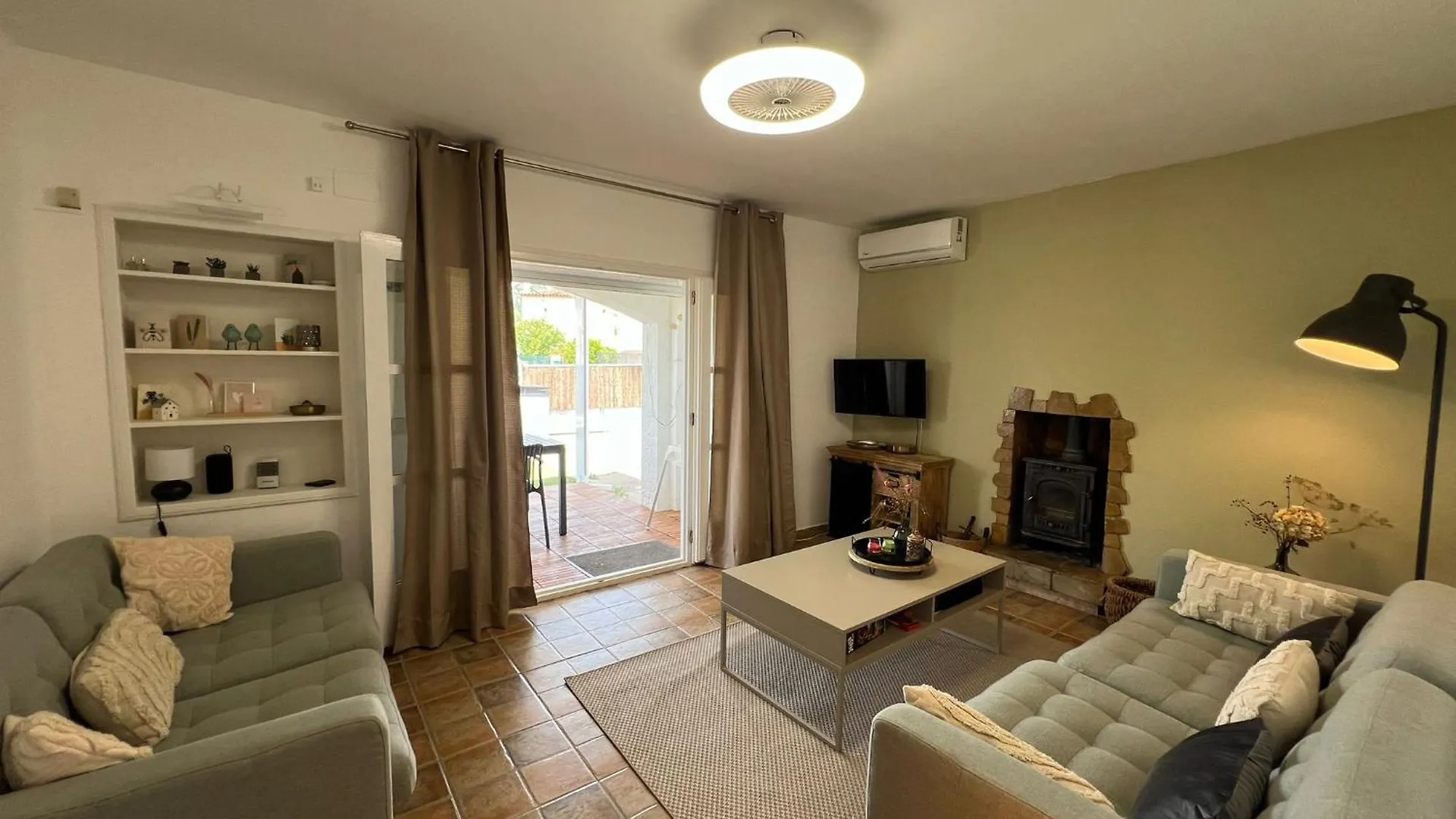 Tatil Evi Alemanya 26 With Private Pool Villa Torroella de Montgrí